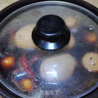 五喷鼻茶叶蛋的做法步调：10