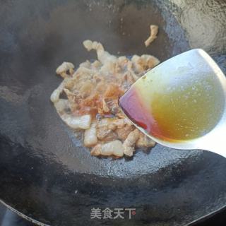 粗五花炒蒜苗的做法步调：7