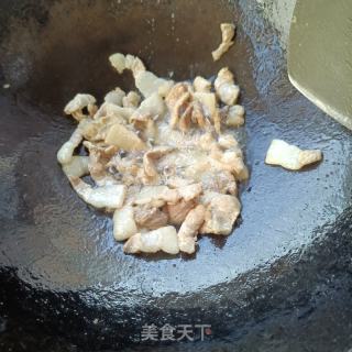 粗五花炒蒜苗的做法步调：6