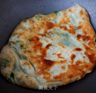 葱喷鼻年夜油饼的做法步调：7