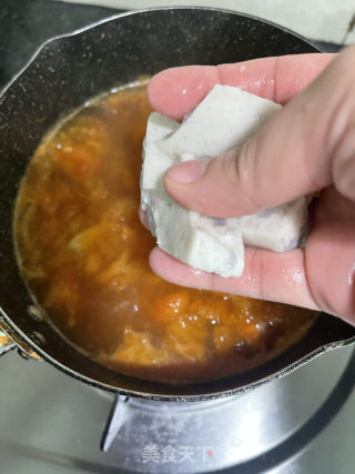 番茄粉丝虾滑的做法步调：7