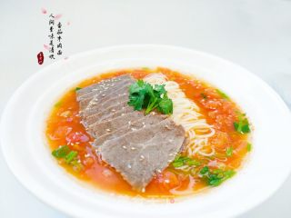 番茄牛肉里的做法步调：1