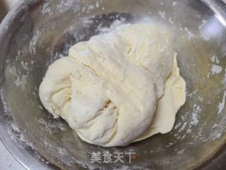 韭菜鸡蛋馅菜盒的做法步调：3