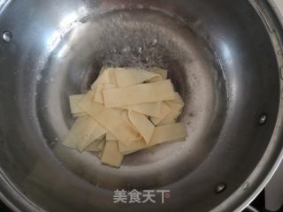 海陈十锦菜的做法步调：4