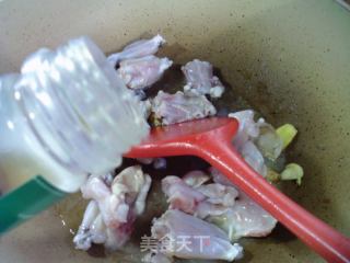 毛豆烧牛蛙的做法步调：5