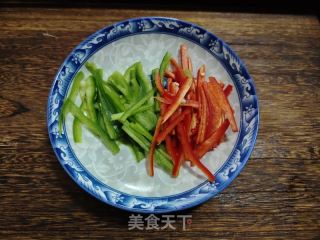 雷笋拌豆皮的做法步调：4