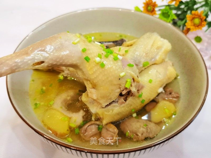 简朴易做，养分滋补的浑蒸孺子鸡的做法