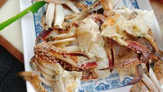 麻辣葱姜蟹的做法步调：2