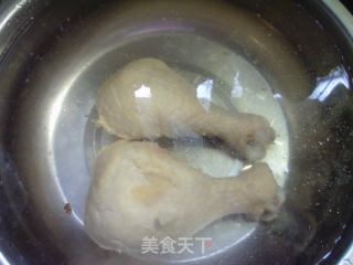 琵琶腿肉拌芹菜的做法步调：4