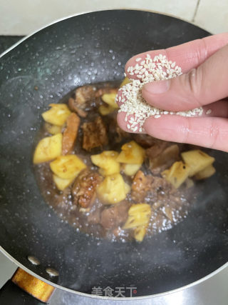 菠萝排骨的做法步伐：11