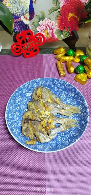 干煎北昌鱼干的做法步调：8