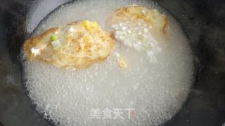 菊花脑煎蛋汤的做法步调：6