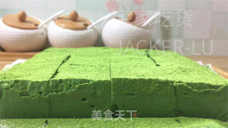 抹茶奶冻小圆，没有需求吉祥丁，心感细致柔滑，光彩翠绿鲜明。的做法步调：11