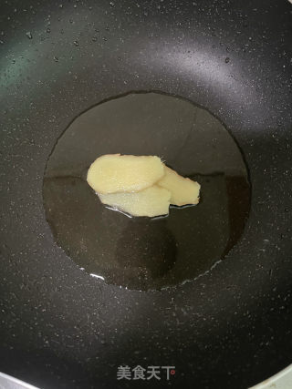 腐竹焖排骨的做法步调：4