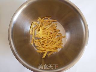 凉拌三丝的做法步调：4