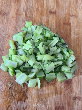 莙荙菜杆炒肉沫的做法步调：1