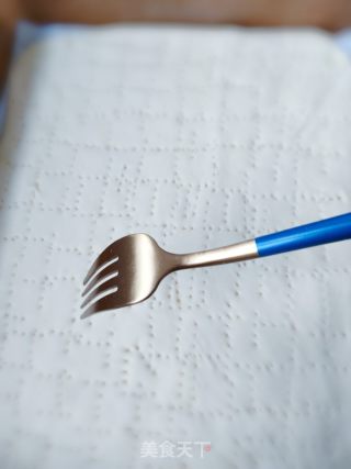 肉紧里包卷的做法步调：4