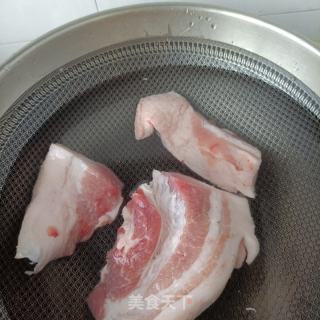 五花肉蒸雪里蕻的做法步调：2
