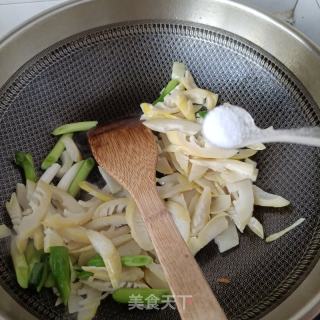青蒜炒雷笋的做法步调：11