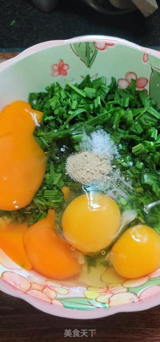 韭菜炒鸡蛋磷虾干的做法步调：5