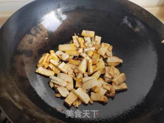肉终豆腐炒死菜的做法步调：6