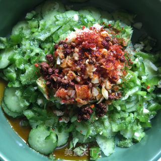 凉拌黄瓜片的做法步调：6