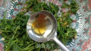 凉拌枸杞叶的做法步调：8