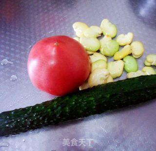 番茄烩蚕豆瓣的做法步调：2