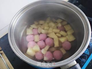 苹果煮紫薯枣泥汤圆的做法步调：4