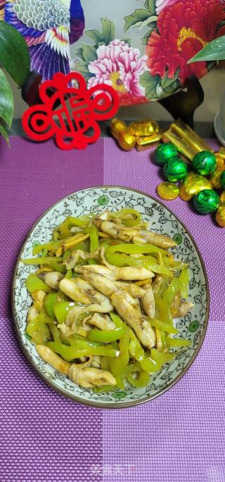 青椒炒蛏王肉的做法步调：15