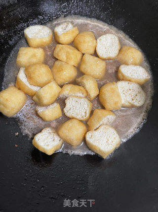 油豆腐炒肉沫的做法步调：7