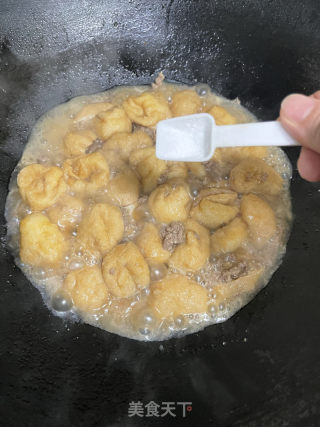 油豆腐炒肉沫的做法步调：9