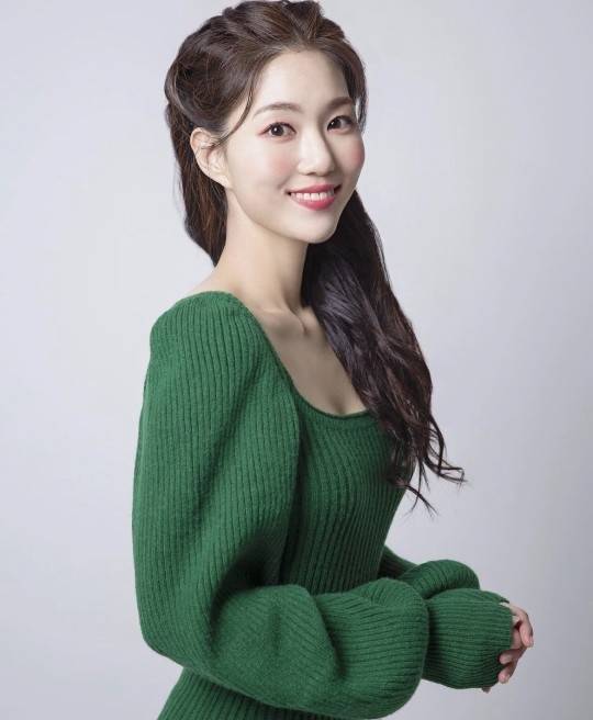 KYWQEIxHN996b9By.jpg