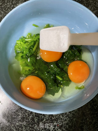 菠菜煎蛋的做法步调：6