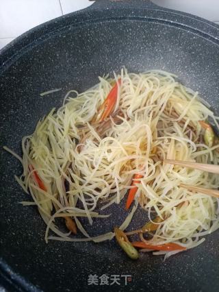 杭椒炒土豆的做法步调：9