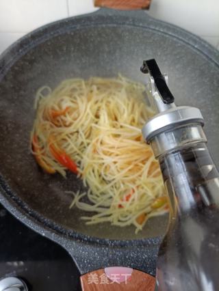 杭椒炒土豆的做法步调：10