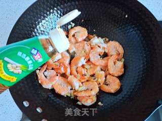 翡翠开背虾的做法步调：4