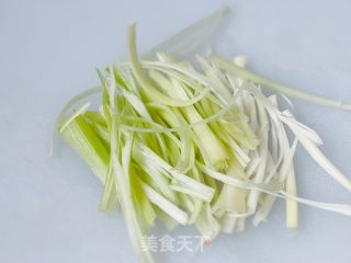 小葱拌鹅蛋的做法步调：5