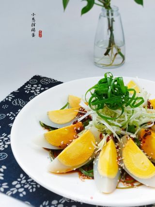 小葱拌鹅蛋的做法步调：10