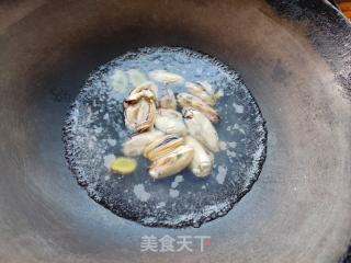 丝瓜烧贻贝的做法步调：2