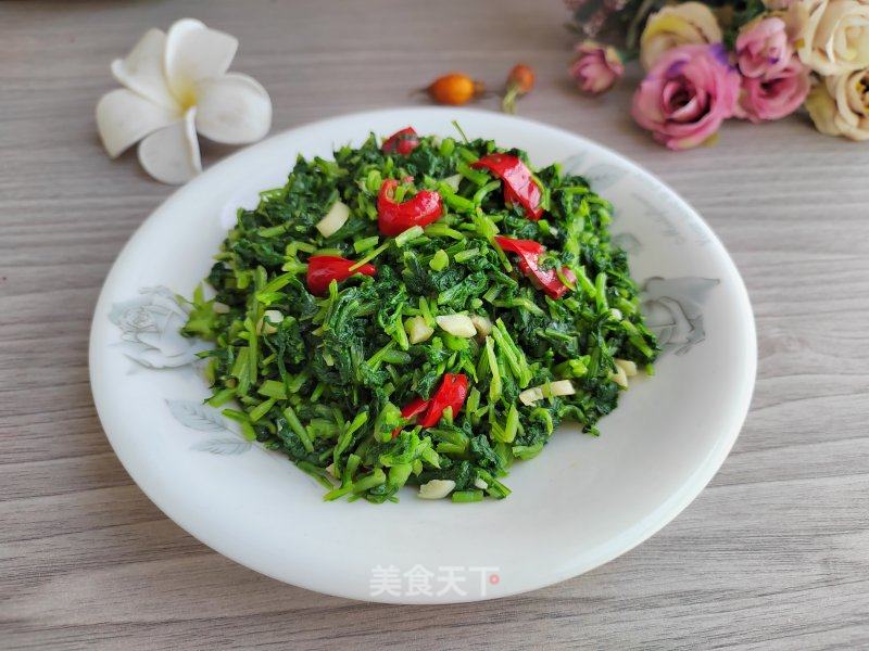 喷鼻辣萝卜缨的做法