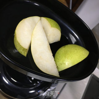 喷鼻梨汁的做法步调：3