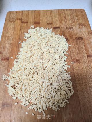 干萝卜丝酱包的做法步调：4