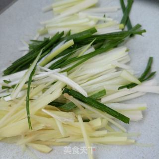 葱姜拌章鱼的做法步调：3