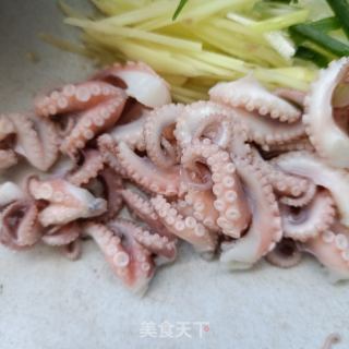 葱姜拌章鱼的做法步调：9