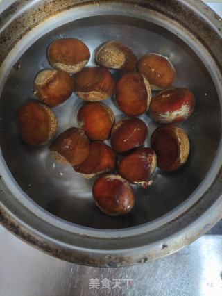 快速剥板栗小妙招的做法步调：3