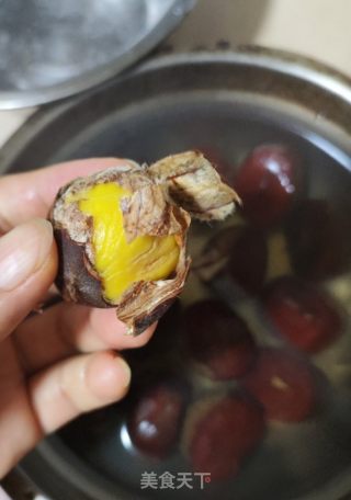 快速剥板栗小妙招的做法步调：5