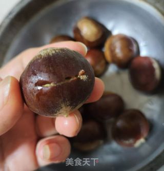 快速剥板栗小妙招的做法步调：2