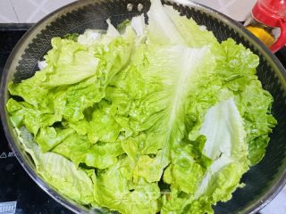 比吃肉借喷鼻的素菜 | 利剑灼死菜的做法步调：2