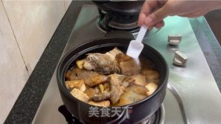 鲈鱼豆腐煲的做法步调：14